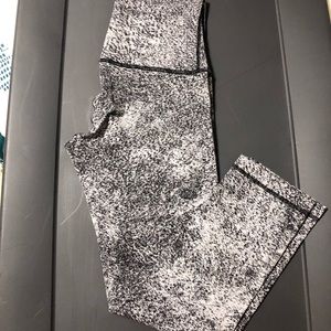 Lululemon Wunder Under High Rise Crops